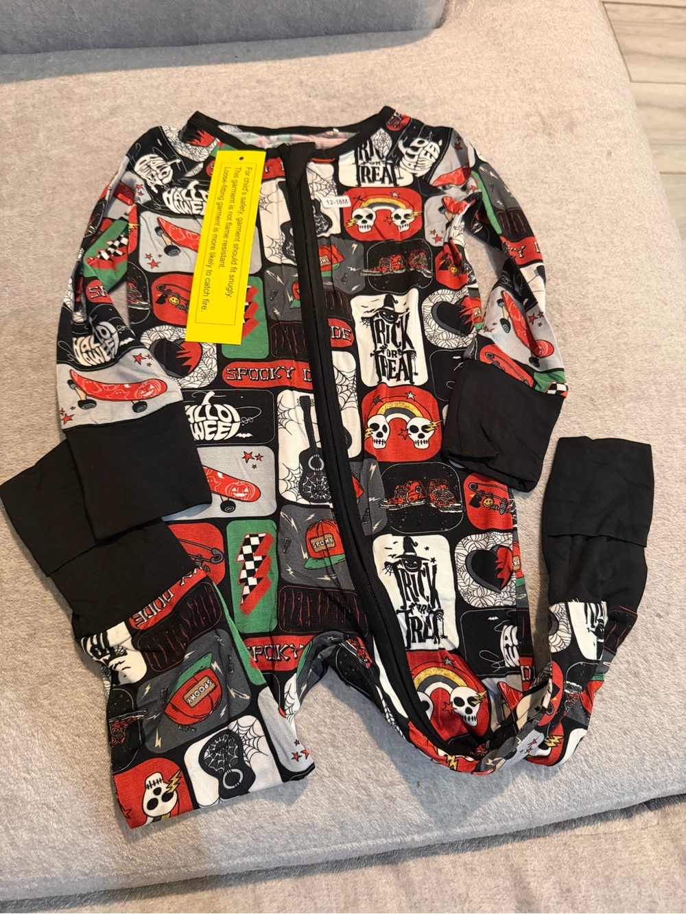 Kids Halloween Print One-Piece Pajamas - Black/Red/Green